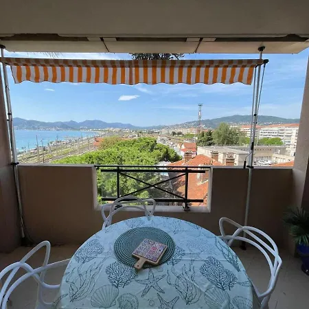 Le 497 - Vue Et Piscine A Appartement *